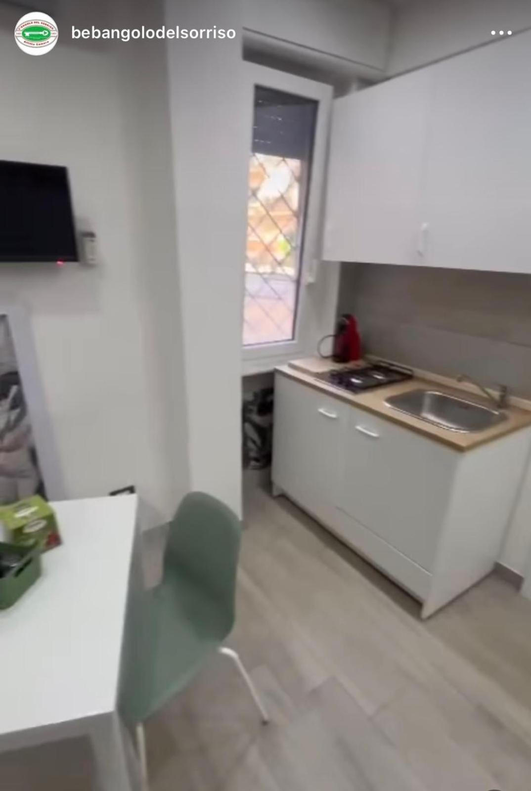 L'Angolo Del Sorriso Neapel Exteriör bild