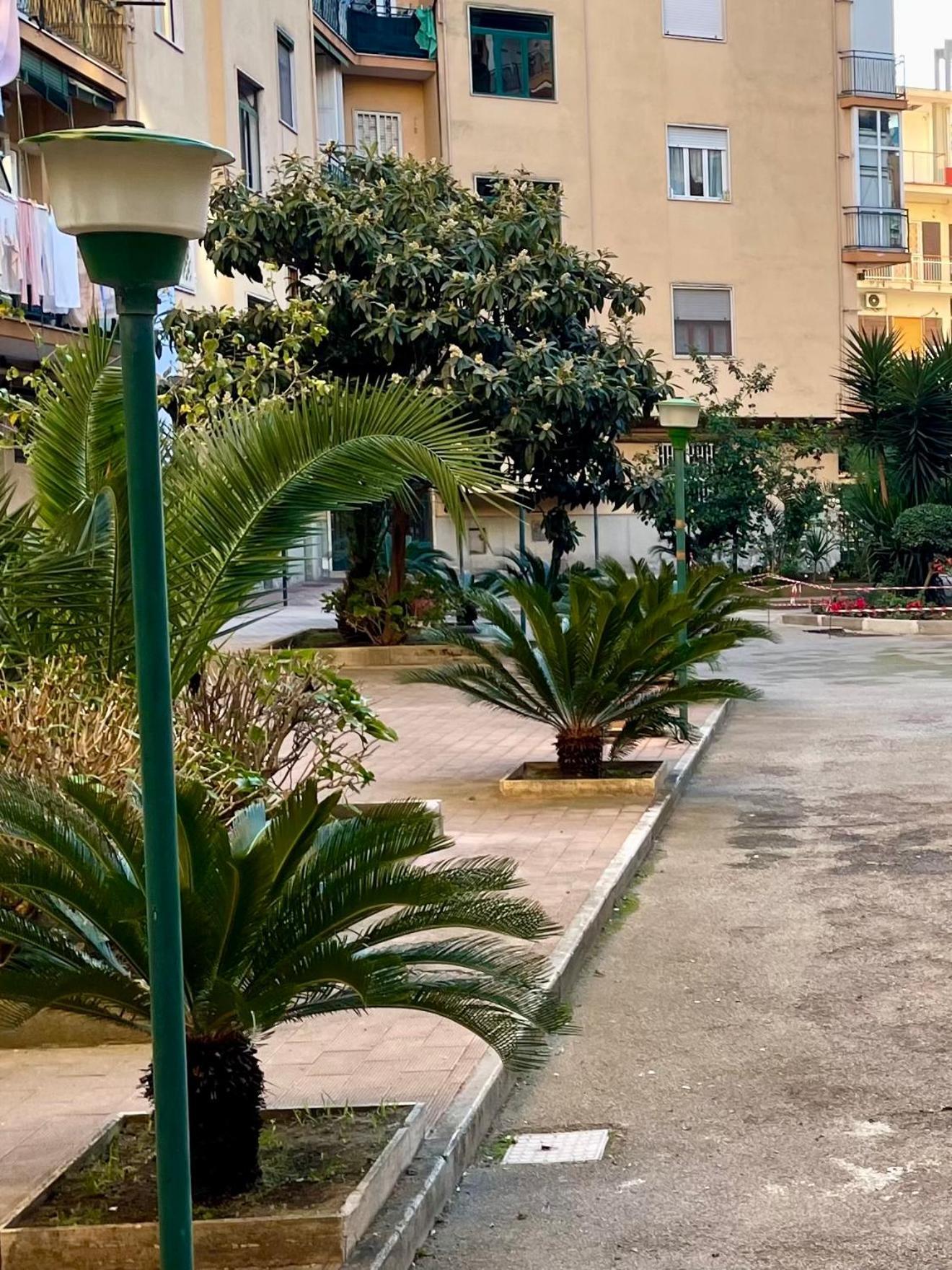 L'Angolo Del Sorriso Neapel Exteriör bild